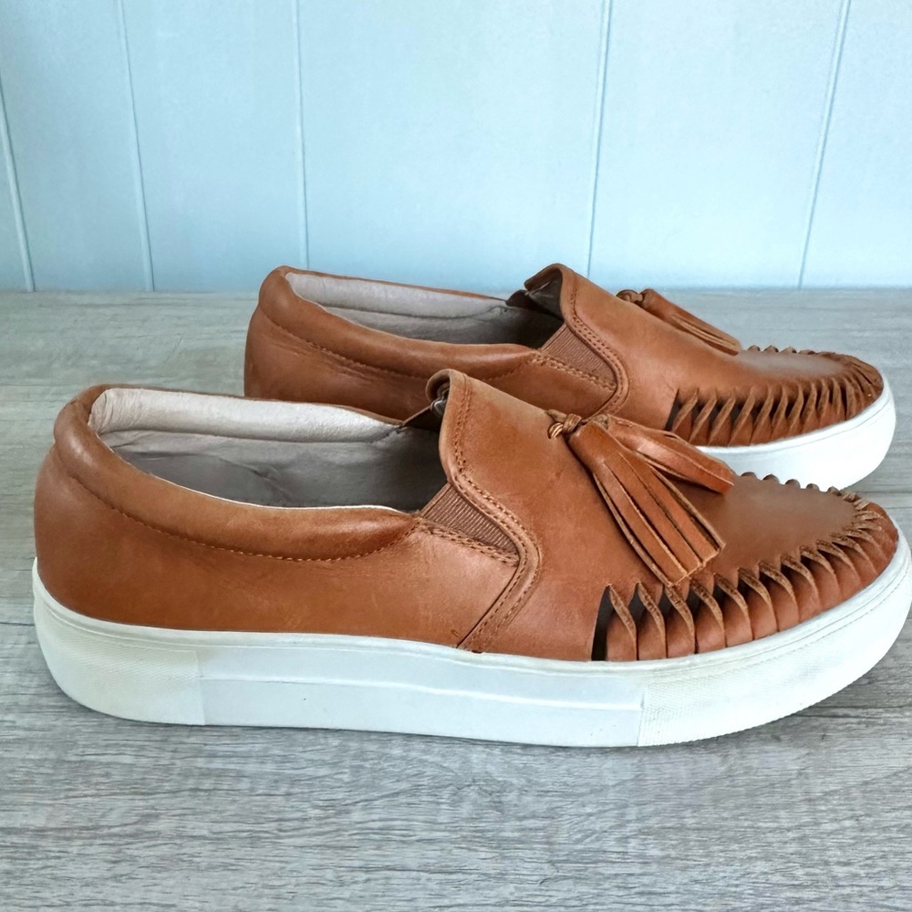 Vince Camuto Kayleena Brown Tassel Leather Slip-On Loafers Women’s Size 11